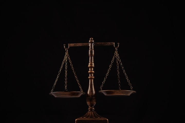 Understanding the Legal Aspects of Running a Small Business post image