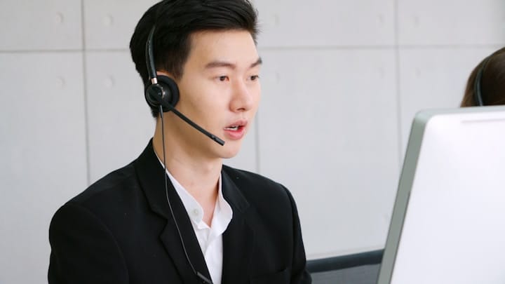 Navigating the Challenges of Remote Team Management Successfully